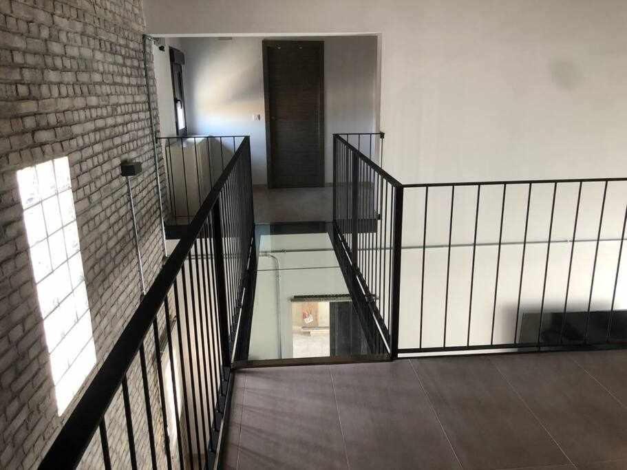 Alojamiento El Pez Casa Con Piscina Climatizada Villafranca de los Caballeros Exterior foto